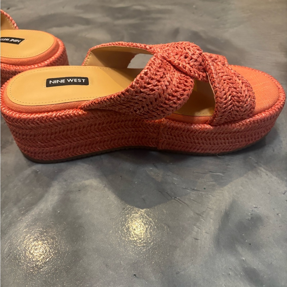 Nine West Cerry Platform sandal sz 9 orange raffia wedge platform summer beachy - Picture 5 of 7